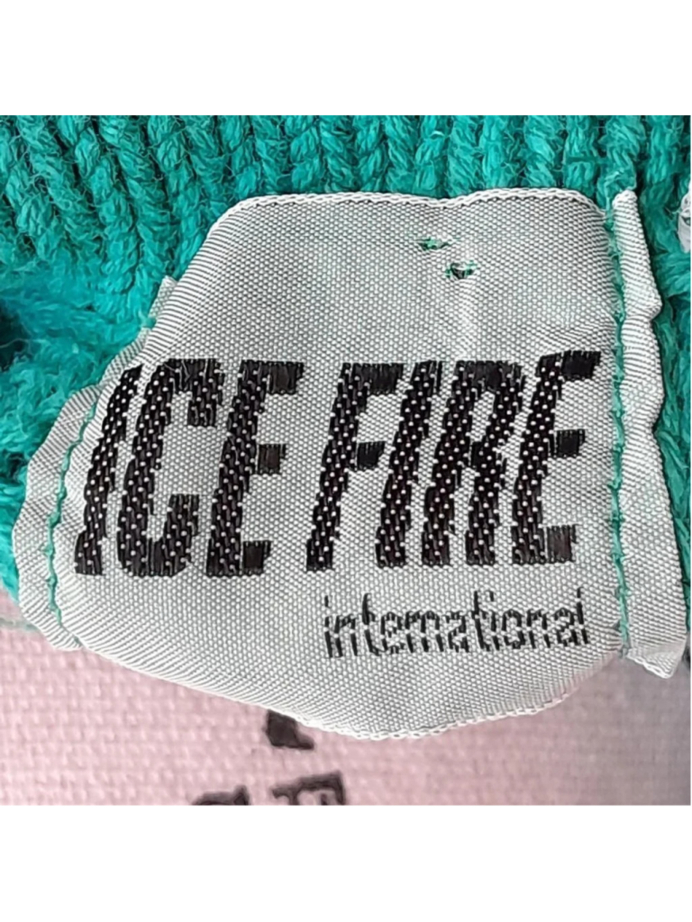 Ice Fire International Vintage Sweater - Picture 4 of 4